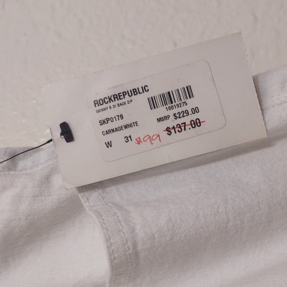 NWT ROCK AND REPUBLIC CARNAGE WHITE PANTS WITH BLACK ZIPPERS ON BACK SIZE 31 - Picture 9 of 15